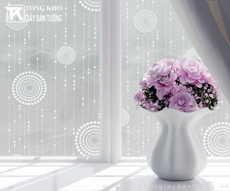 Decal họa tiết hoa văn với nhiều mẫu như hoa lá, hình học hay họa tiết nghệ thuật