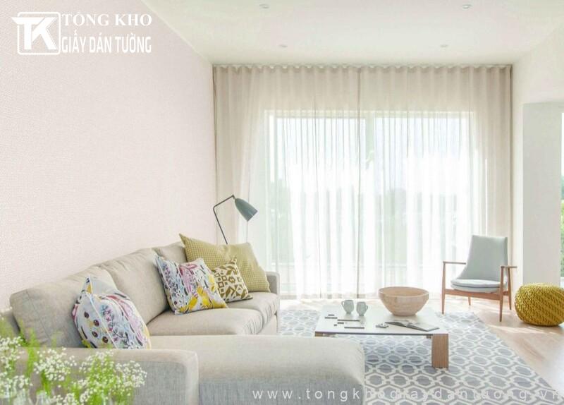 Giấy dán tường lụa: 199+ mẫu đẹp tinh tế, sang trọng, bền bỉ 3 Giấy dán tường lụa trơn màu be sang trọng cho phòng khách hiện đại