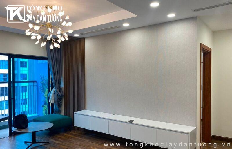 Dự án thi công giấy dán tường Quận 8 cho gia đình chị Thư 7 Gia chủ rất hài lòng và đánh giá cao tay nghề của đội ngũ thi công